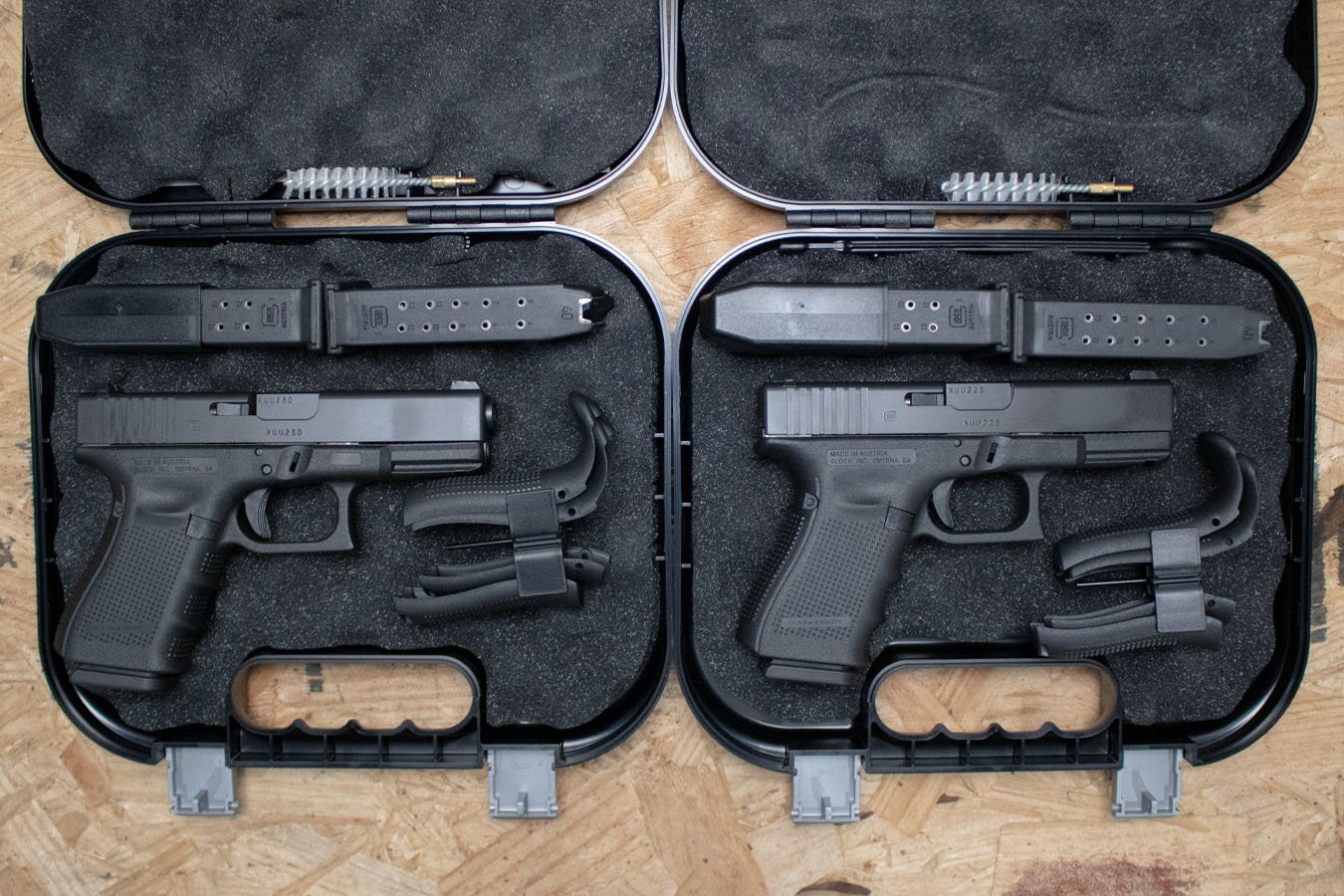 GLOCK 23 Gen4 40 S&W Police Trade-In Pistols with Night Sights, Mags and Case (New in Box)